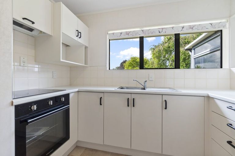 Photo of property in 14b Kingfisher Way, Te Kowhai, Hamilton, 3288