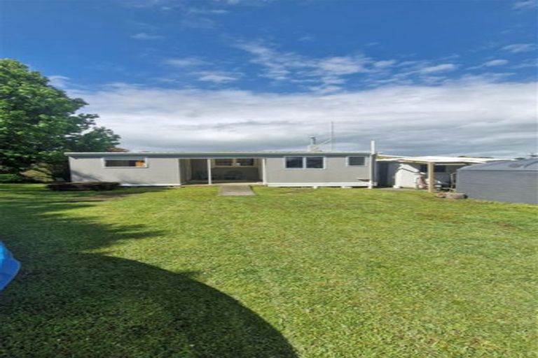 Photo of property in 1899 Paparoa Valley Road, Paparoa, 0571