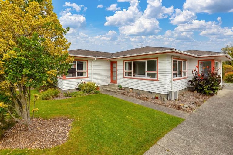 Photo of property in 35 Mavin Road, Hoon Hay, Christchurch, 8025