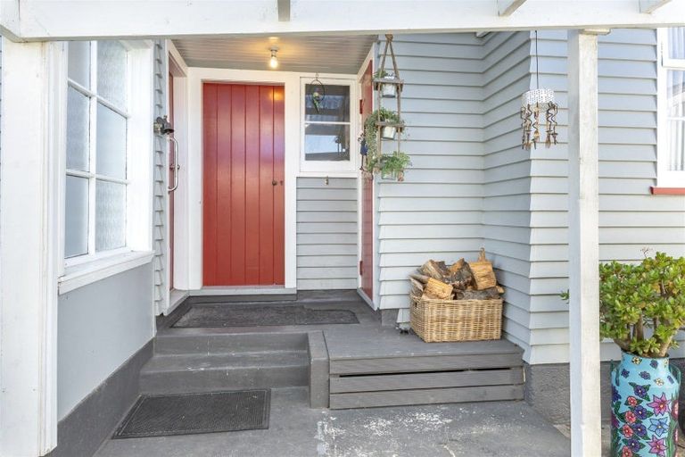 Photo of property in 58 Wakefield Street, Westport, 7825