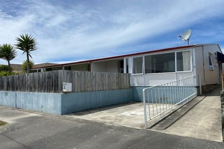 Photo of property in 51 Lonsdale Street, New Brighton, Christchurch, 8083
