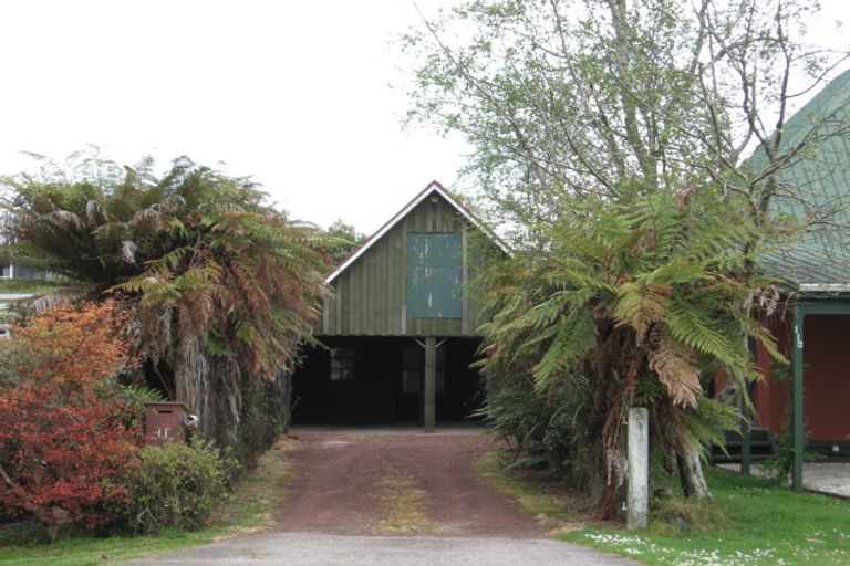 Photo of property in 11a Willow Avenue, Hannahs Bay, Rotorua, 3010