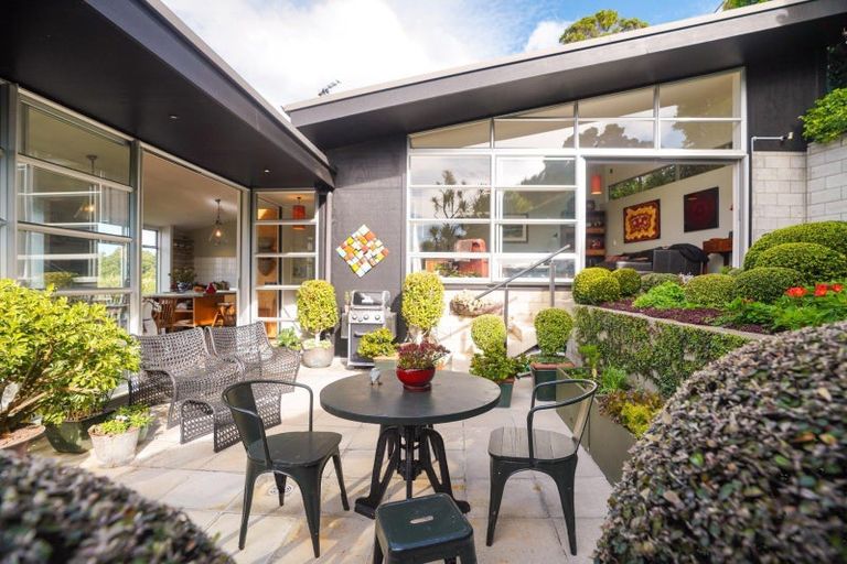 Photo of property in 46a Grafton Road, Roseneath, Wellington, 6011