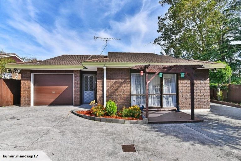 Photo of property in 2/8 Pukeko Place, Papatoetoe, Auckland, 2025