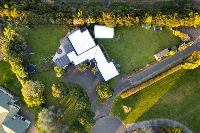 Photo of property in 331 Athlone Drive, Cambridge, 3434