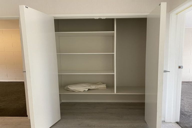 Photo of property in 1/23b Hillsborough Road, Hillsborough, Auckland, 1042