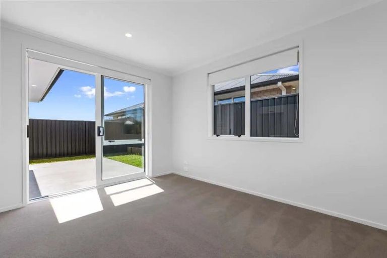 Photo of property in 4 Pioneer Crescent, Omokoroa, 3114