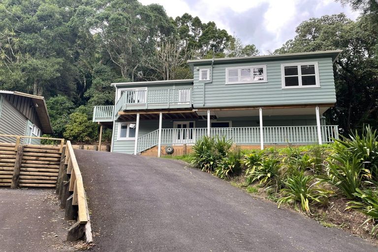 Photo of property in 75 Park Road, Titirangi, Auckland, 0604