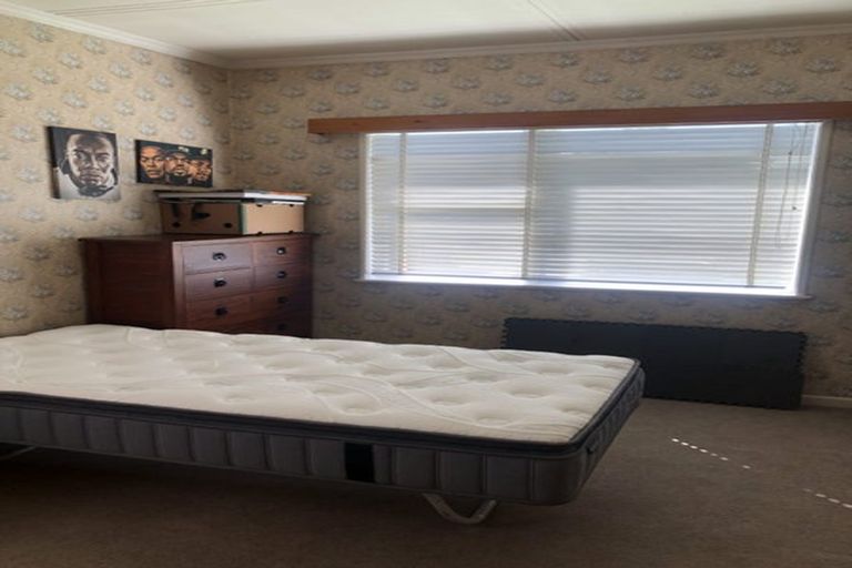 Photo of property in 205 Warwick Road, Mayfair, Hastings, 4122