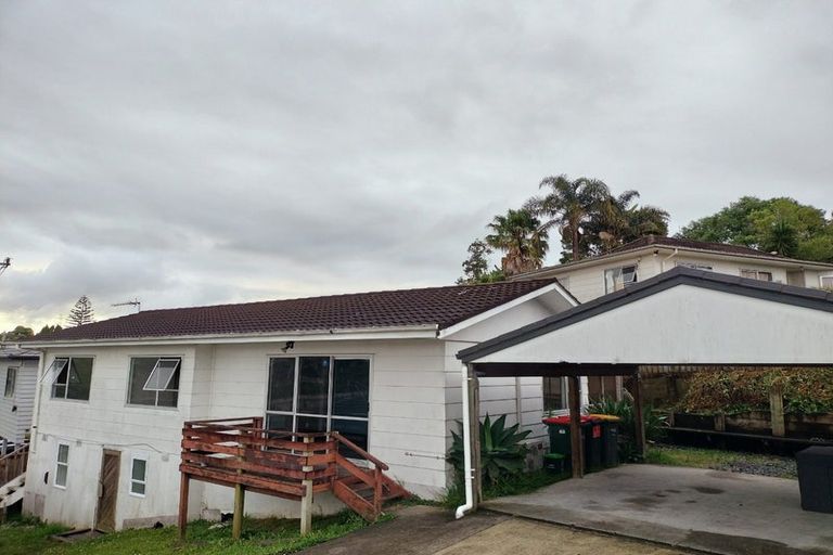 Photo of property in 16b Cedar Heights Avenue, Massey, Auckland, 0614
