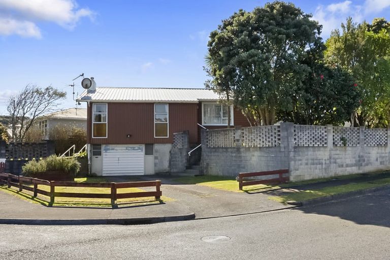 Photo of property in 50 Rosendale Avenue, Spotswood, New Plymouth, 4310