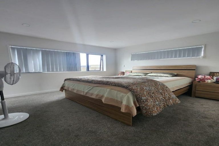 Photo of property in 1/15 Old Wairoa Road, Papakura, 2110