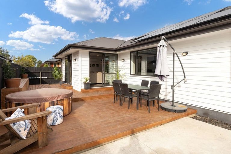 Photo of property in 118 Aldwins Road, Phillipstown, Christchurch, 8062