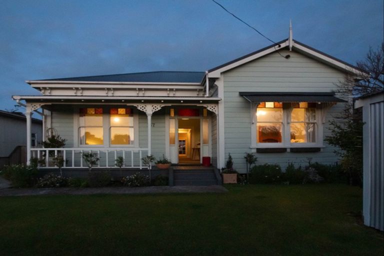 Photo of property in 157 Peel Street, Westport, 7825