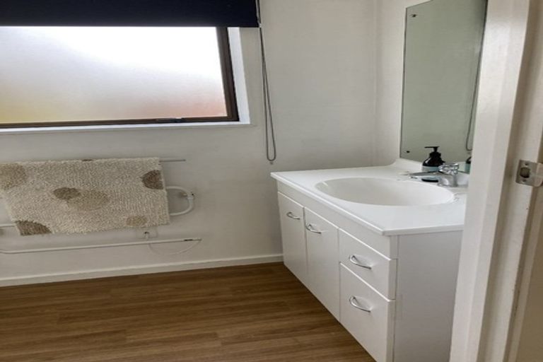 Photo of property in 8 Rata Street, Wanaka, 9305