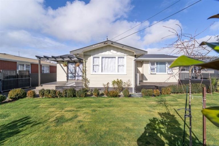 Photo of property in 53 Fergusson Street, Solway, Masterton, 5810