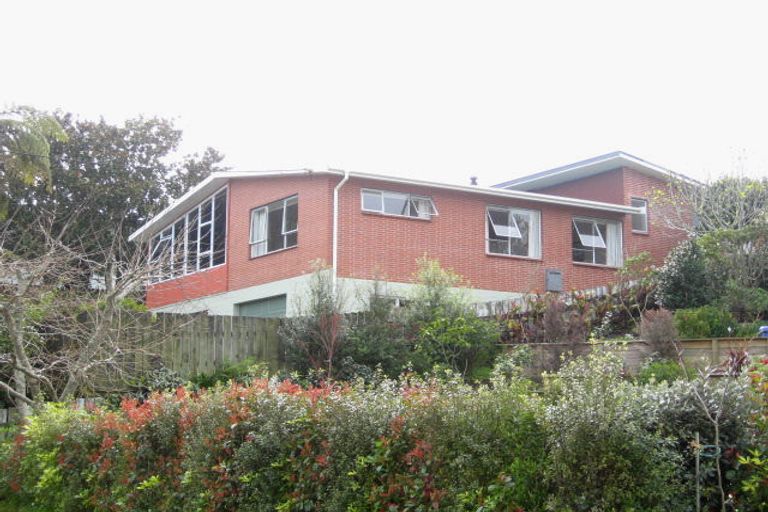 Photo of property in 14 Seymour Street, Waitara, 4320