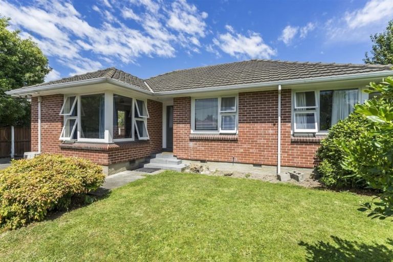 Photo of property in 3 Reynolds Avenue, Bishopdale, Christchurch, 8053