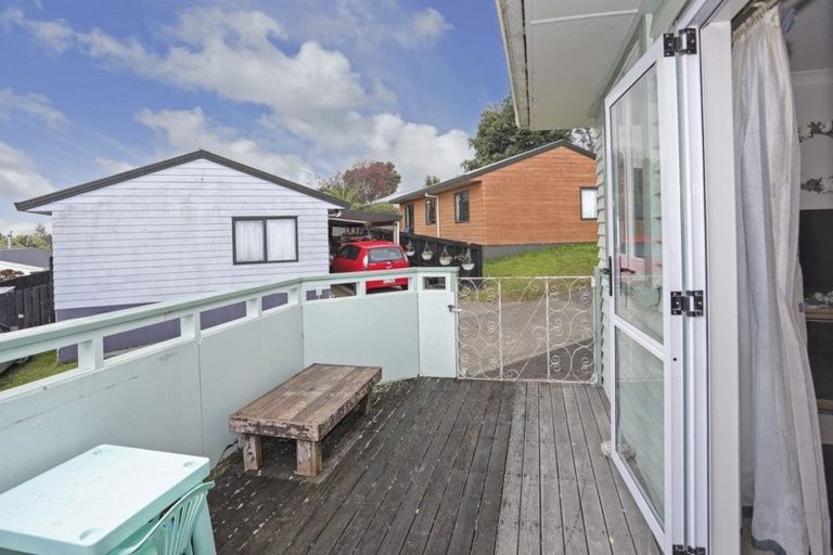 Photo of property in 33 Henderson Crescent, Parkvale, Tauranga, 3112