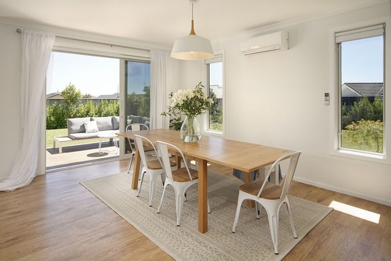 Photo of property in 8 Boysenberry Grove, Richmond, 7020