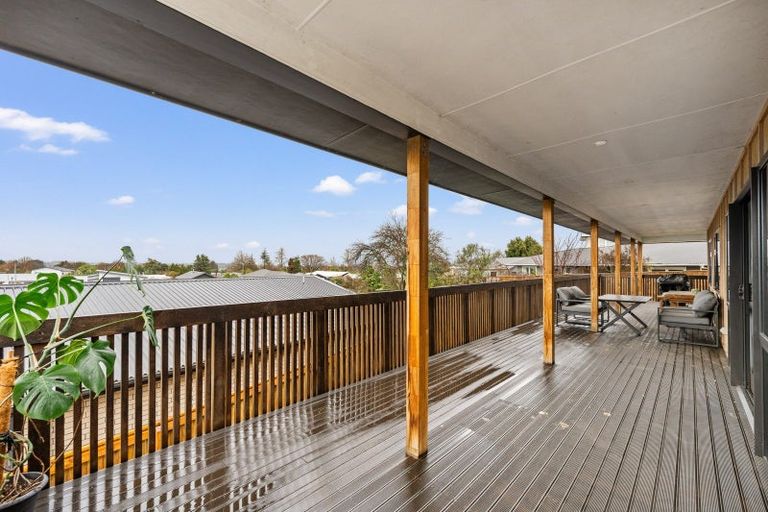 Photo of property in 6 Poplar Grove, Feilding, 4702