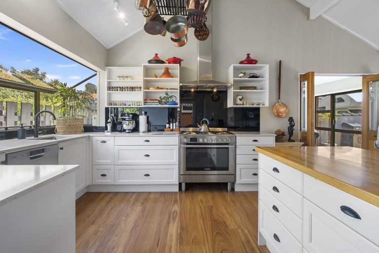 Photo of property in 28 Shelley Street, Otumoetai, Tauranga, 3110