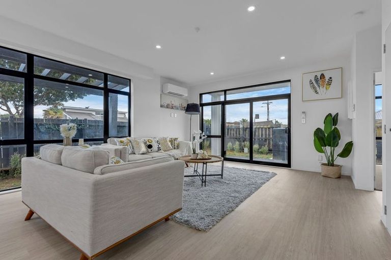 Photo of property in 14c York Road, Papatoetoe, Auckland, 2104