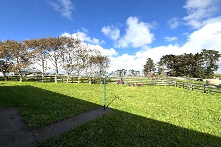 Photo of property in 76 Galloway Road, Karaka, Papakura, 2580