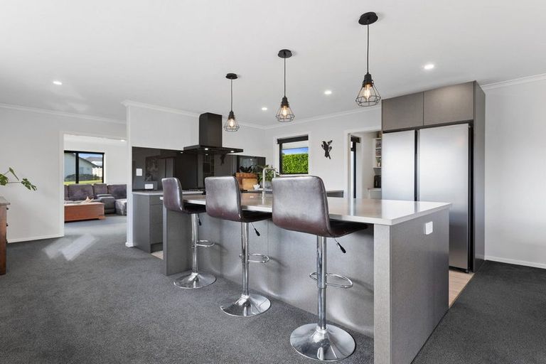 Photo of property in 3 Olive Close, Omokoroa, 3114