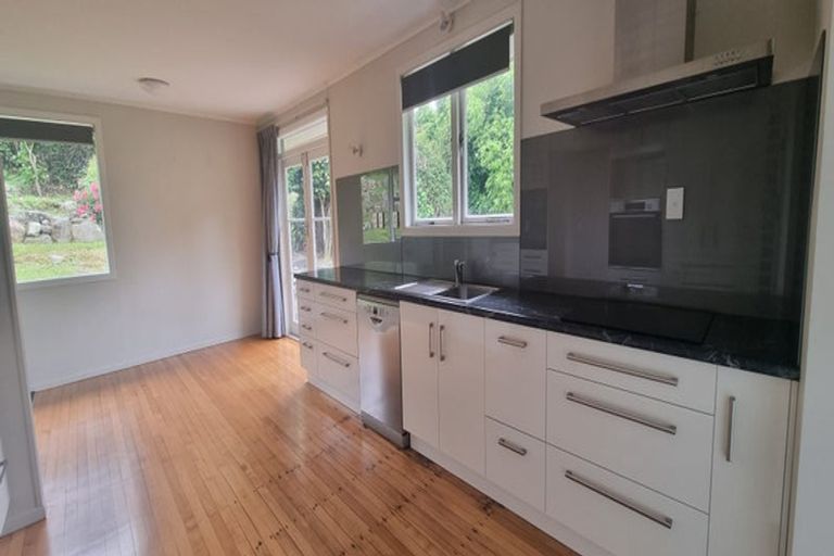 Photo of property in 8a Wharepaina Crescent, Springfield, Rotorua, 3015