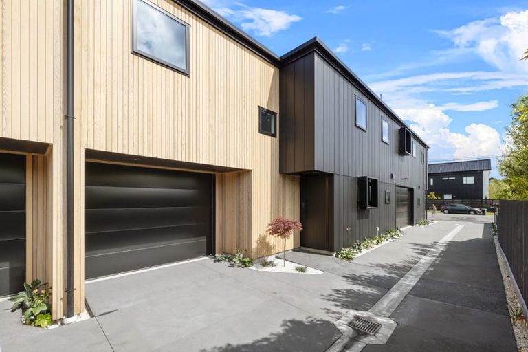 Photo of property in 2/48 Winton Street, Saint Albans, Christchurch, 8014