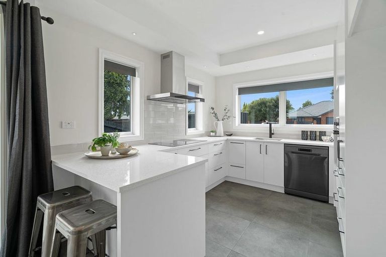 Photo of property in 137b Halswell Junction Road, Halswell, Christchurch, 8025