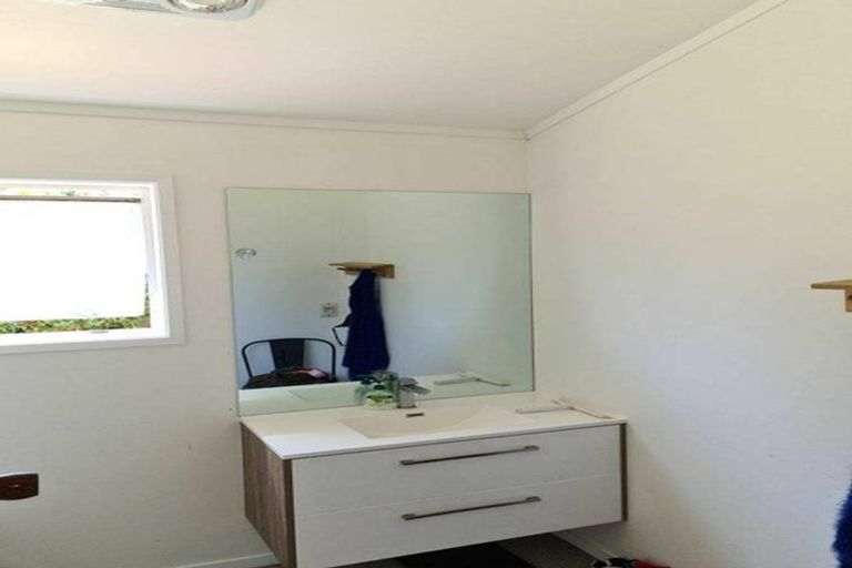 Photo of property in 9 Rewarewa Street, Owhata, Rotorua, 3010