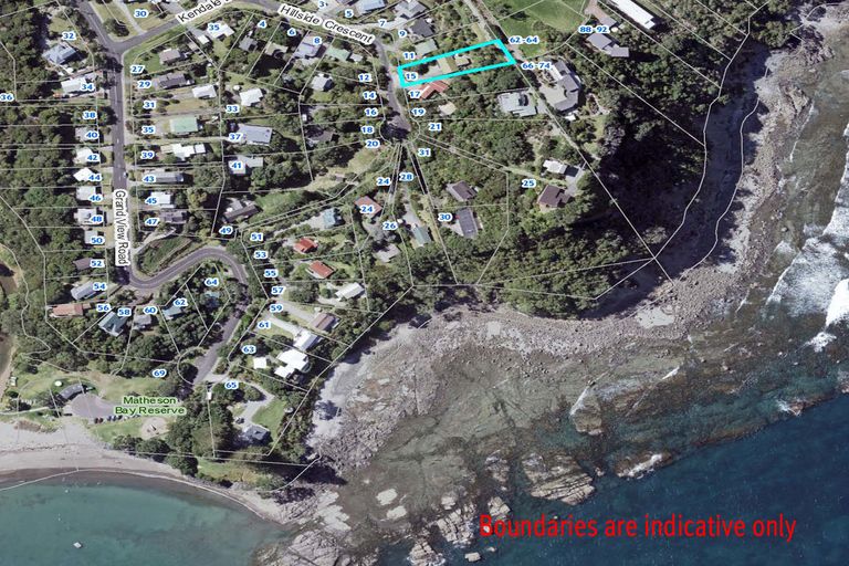 Photo of property in 15 Hillside Crescent, Leigh, 0985