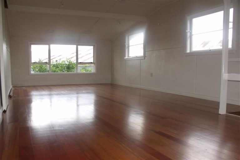 Photo of property in 81 Saint Andrews Road, Havelock North, 4130