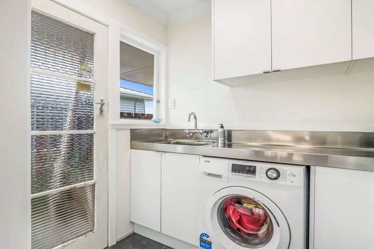 Photo of property in 33a Landon Avenue, Mangere East, Auckland, 2024