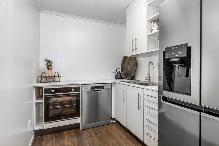 Photo of property in 113 Te Puia Drive, Aotea, Porirua, 5024