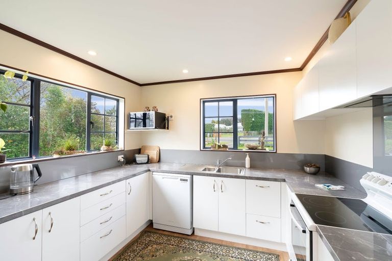 Photo of property in 33 Railway Terrace, Ohau, Levin, 5570