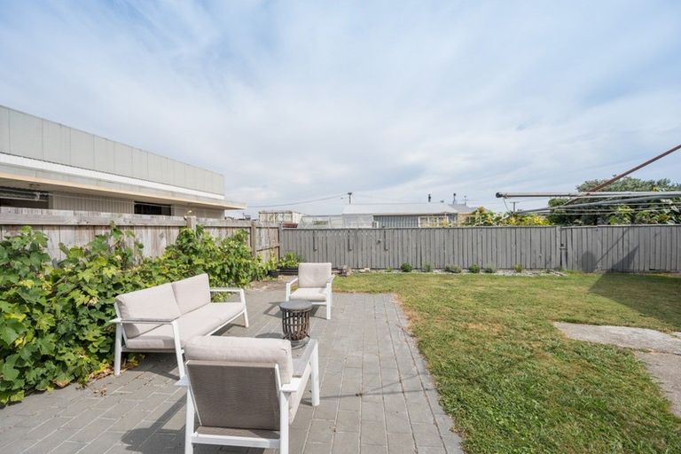 Photo of property in 15a Chisnall Street, Richmond, 7020