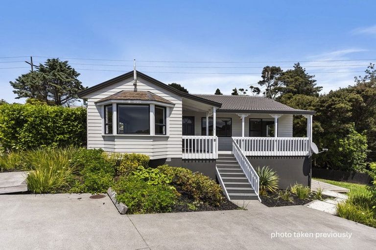 Photo of property in 42 Anne Mclean Drive, Bayview, Auckland, 0629