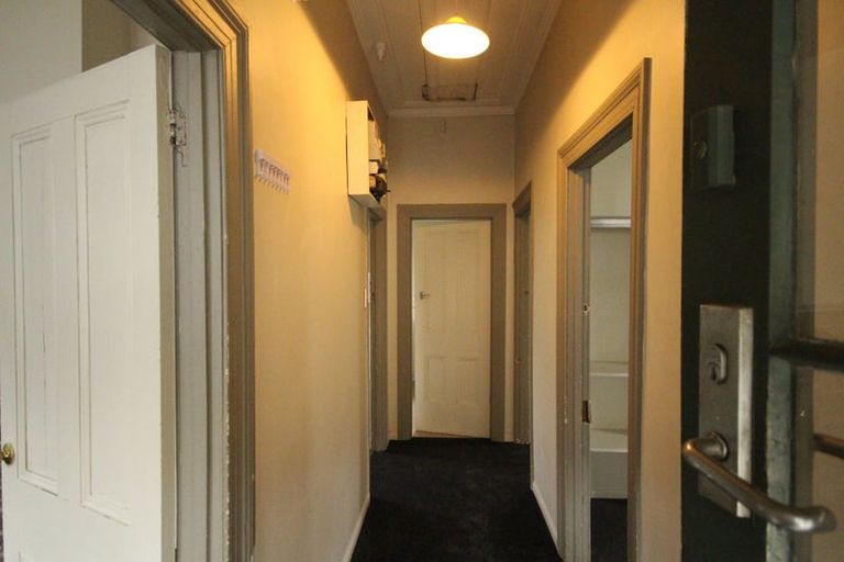 Photo of property in 118 Glen Road, The Glen, Dunedin, 9011