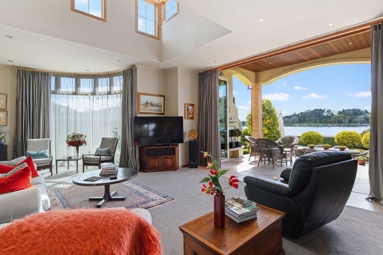 Photo of property in 64 Lake Crescent, Hamilton Lake, Hamilton, 3204