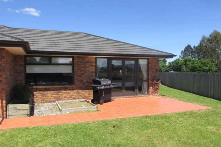 Photo of property in 11 Wicken Place, Reefton, 7830