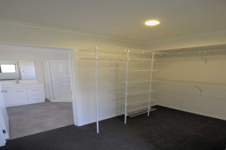 Photo of property in 62 Shillingford Boulevard, Rolleston, 7615