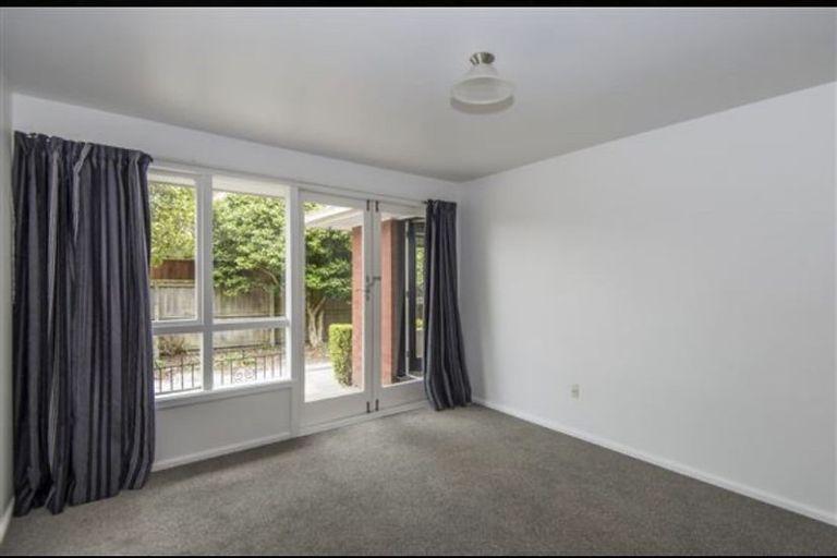 Photo of property in 3/36 Office Road, Merivale, Christchurch, 8014