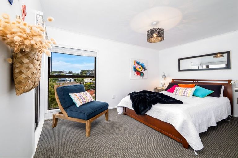 Photo of property in 61 Stratford Drive, Cable Bay, 0420