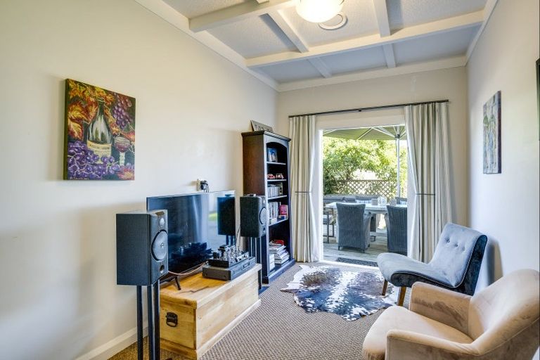 Photo of property in 14 Coronation Street, Ahuriri, Napier, 4110