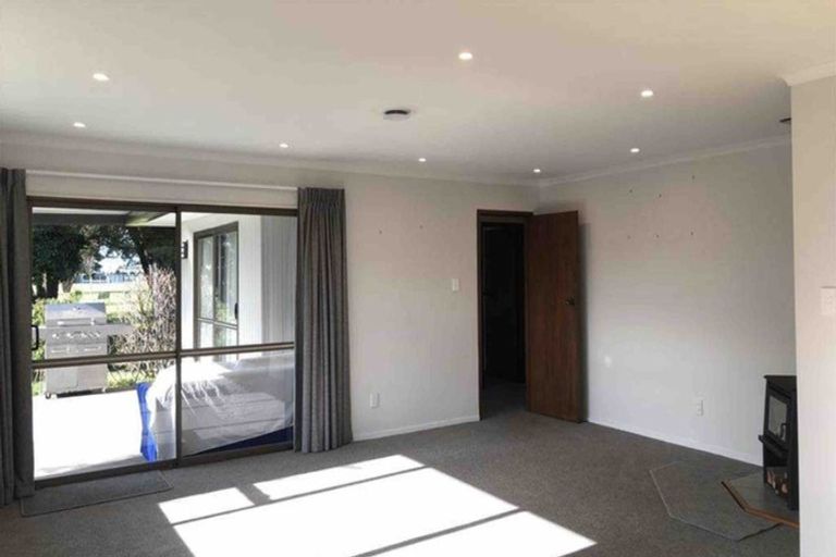 Photo of property in 15 Church Road, Taradale, Napier, 4112