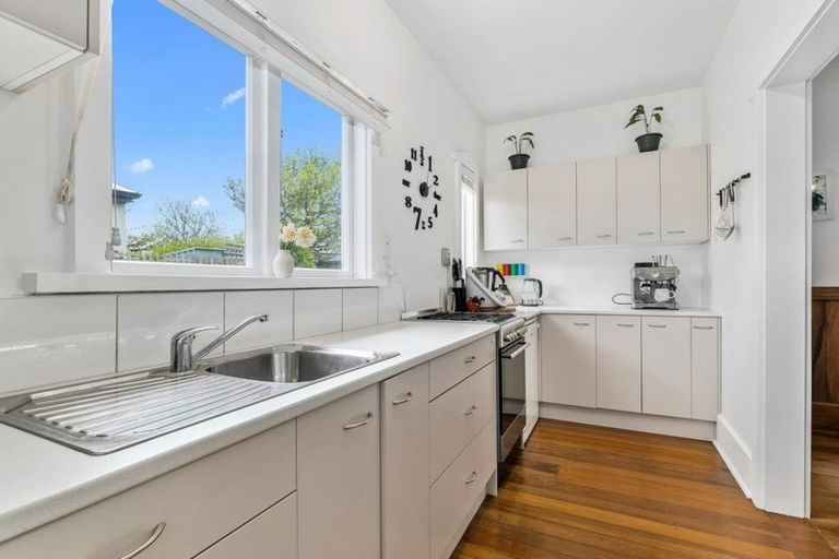 Photo of property in 1/4 Domain Terrace, Spreydon, Christchurch, 8024