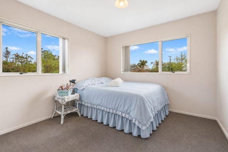 Photo of property in 37 Te Pua School Road, Helensville, 0875